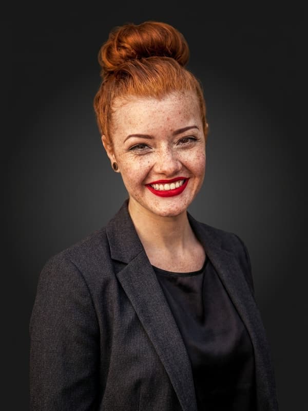 Rachel L. headshot